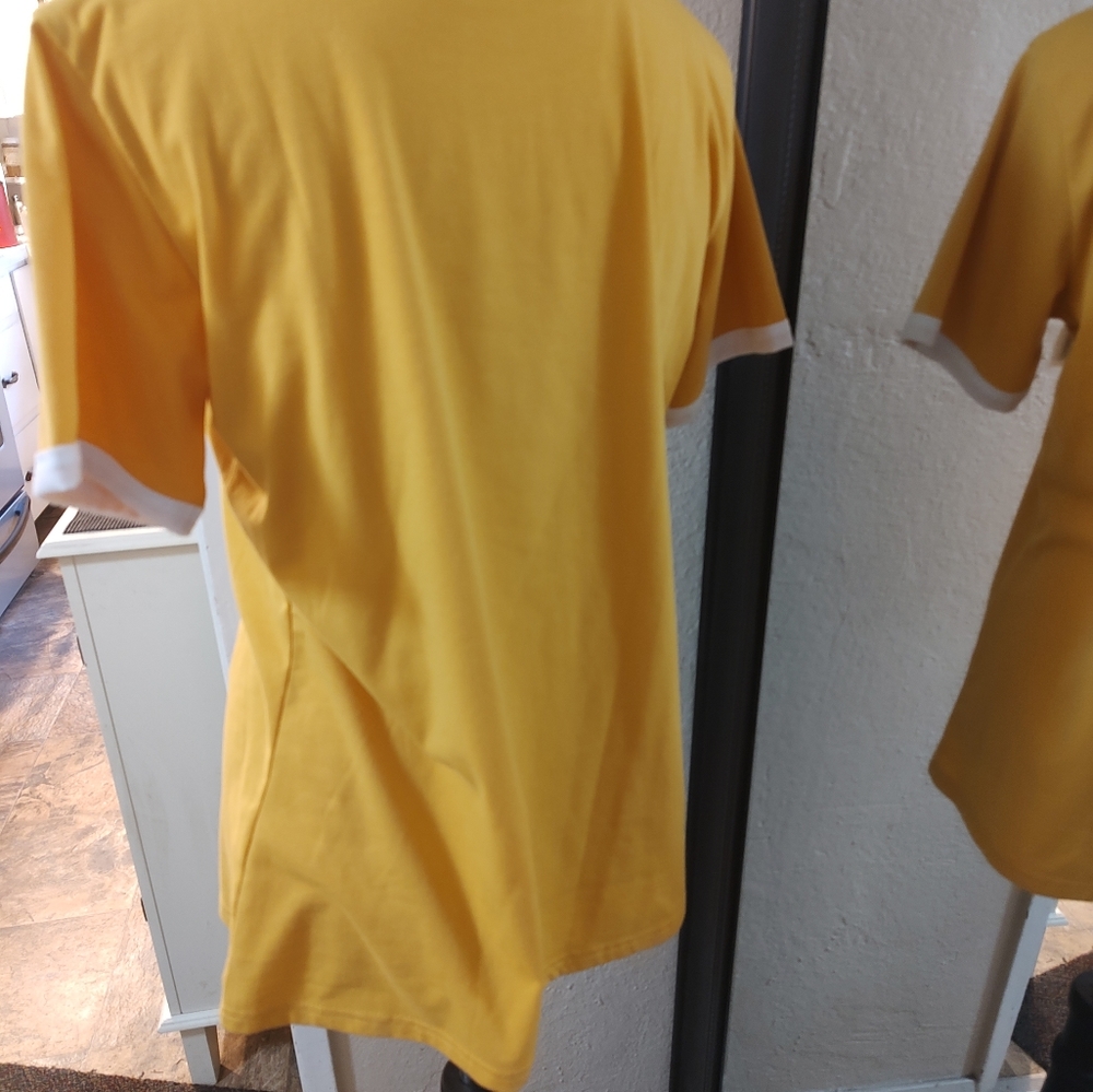 Bring on the sunshine t-shirt. - Picture 7 of 8